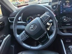 Toyota Highlander 2.5L Intelligent Hybrid AWD Premium 7-Seater - ფოტო 15