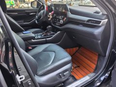 Toyota Highlander 2.5L Intelligent Hybrid AWD Premium 7-Seater - ფოტო 8