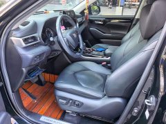 Toyota Highlander 2.5L Intelligent Hybrid AWD Premium 7-Seater - ფოტო 9