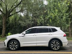 Volkswagen Tiguan L 330TSI Automatic FWD R-Line Comfort Edition - ფოტო 3