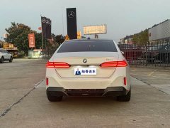 BMW 5 Series Facelift 530Li Luxury M Sport Package - ფოტო 12