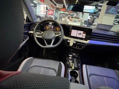 Volkswagen Lingdu L 280TSI DSG Dazzling Red Edition - ფოტო 19