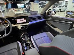 Volkswagen Lingdu L 280TSI DSG Dazzling Red Edition - ფოტო 20