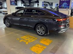 Volkswagen Lingdu L 280TSI DSG Dazzling Red Edition - ფოტო 9
