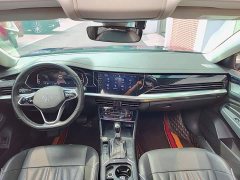 Volkswagen Passat 330TSI Luxury - ფოტო 10