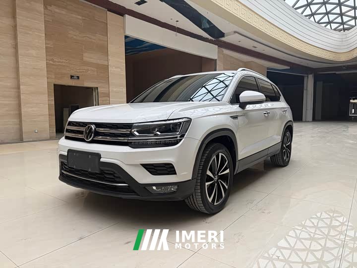 Volkswagen Touareg 2022 280TSI FWD Luxury Edition - ავტომობილი ჩინეთიდან