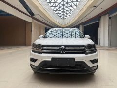 Volkswagen Touareg 2022 280TSI FWD Luxury Edition - ფოტო 2