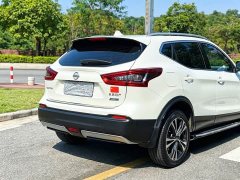 Nissan Qashqai 2.0L CVT Luxury - ფოტო 16