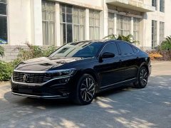 Volkswagen Passat 330TSI Elite - ფოტო 1