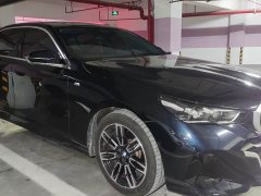 BMW 5 Series 525Li M Sport Package - ფოტო 2