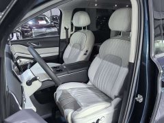 Voyah Lantu Dreamchaser PHEV AWD Flagship Kunpeng Edition - ფოტო 9