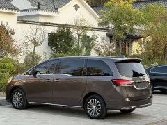 Buick GL8 2023 Land Executive Cabin 652T Luxury - ფოტო 13