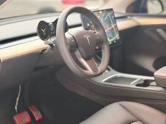 Tesla Model Y Standard Range RWD - ფოტო 4