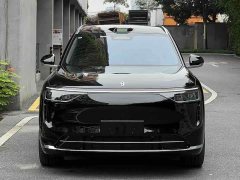 AITO M8 Pure Electric Ultra Six-Seat AWD with 192-Channel LiDAR - ფოტო 2