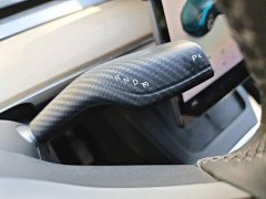 Tesla Model Y Standard Range RWD - ფოტო 15