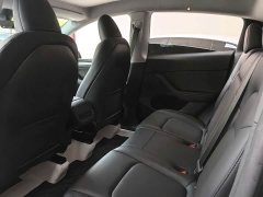 Tesla Model Y Rear-Wheel Drive - ფოტო 8