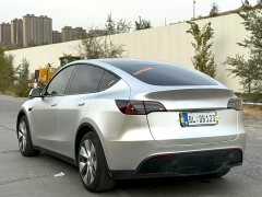 Tesla Model Y 2022 Facelift Long Range All-Wheel Drive - ფოტო 9