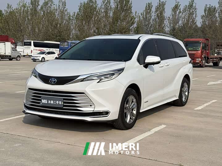 Toyota Sienna 2.5L Hybrid Comfort Edition