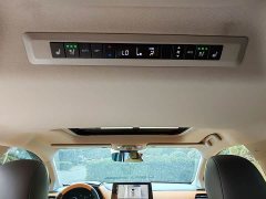 Toyota Gravia 2.5L Hybrid Comfort Edition - ფოტო 10