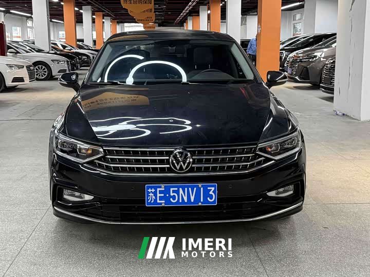 Volkswagen Magotan 2 Million Units Commemorative Edition 330TSI DSG Leading Version - ავტომობილი ჩინეთიდან