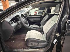 Volkswagen Magotan 2 Million Units Commemorative Edition 330TSI DSG Leading Version - ფოტო 13