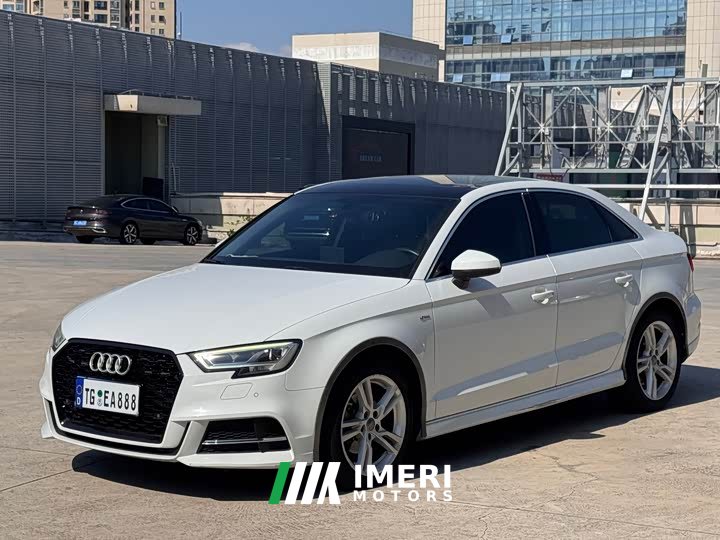 Audi A3 Limousine 35 TFSI Fashion Edition National VI