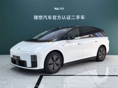 Li Auto i8 Standard Edition - ფოტო 1