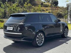 Land Rover Range Rover 3.0 L6 400PS AB Long Wheelbase - ფოტო 13