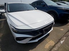 Hyundai Elantra 2023 1.5L CVT GLX Elite - ფოტო 3
