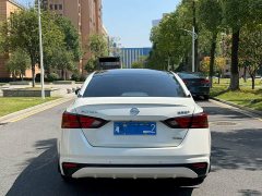 Nissan Teana 2021 2.0L XL Comfort - ფოტო 8