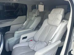 Buick GL8 New Energy Luzun Respect Edition 7-Seater - ფოტო 9
