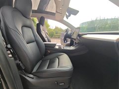 Tesla Model Y Rear-Wheel Drive - ფოტო 8