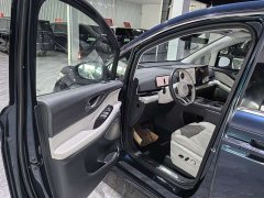Voyah Lantu Dreamchaser PHEV AWD Flagship Kunpeng Edition - ფოტო 5