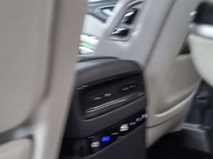 Voyah Lantu Dreamchaser PHEV AWD Flagship Kunpeng Edition - ფოტო 7