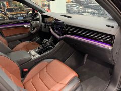 Volkswagen Touareg 2023 3.0TSI Sharp Prestige Edition - ფოტო 9