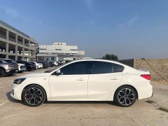 Ford Focus Sedan EcoBoost 180 Automatic ST Line - ფოტო 2
