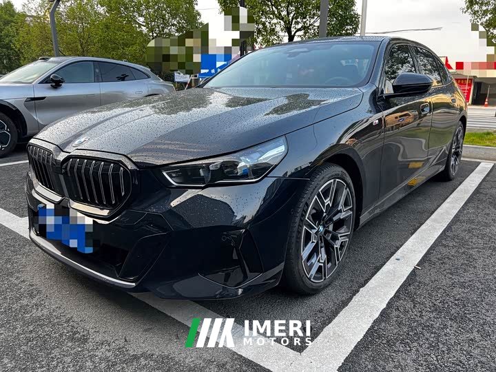 BMW 5 Series 530Li Luxury M Sport Package