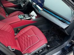 BMW 5 Series 530Li Luxury M Sport Package - ფოტო 14