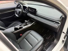 Geely Emgrand 4th Generation 1.5L CVT Luxury - ფოტო 10