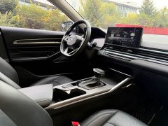 Geely Emgrand 4th Generation 1.5L CVT Luxury - ფოტო 12