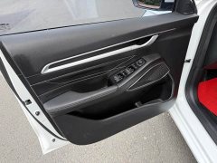 Geely Emgrand 4th Generation 1.5L CVT Luxury - ფოტო 16