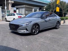 Hyundai Elantra 2021 1.5L CVT Luxury - ფოტო 3