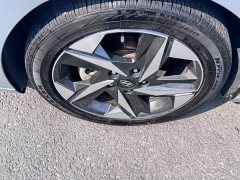 Hyundai Elantra 2021 1.5L CVT Luxury - ფოტო 5