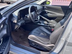 Hyundai Elantra 2021 1.5L CVT Luxury - ფოტო 7