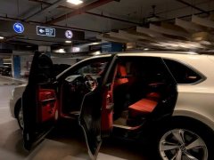 Bentley Bentayga 2022 4.0T V8 - ფოტო 4