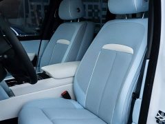 Rolls-Royce Cullinan Five-Seater - ფოტო 8