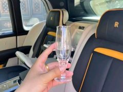 Rolls-Royce Cullinan 2020 Black Badge - ფოტო 7