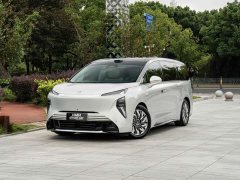 Buick Zhijing Shijia Luxury Edition - ფოტო 1