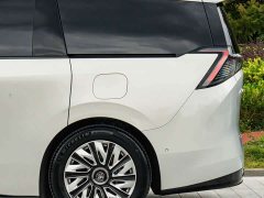 Buick Zhijing Shijia Luxury Edition - ფოტო 5