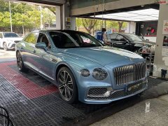 Bentley Flying Spur 4.0T V8 Standard Edition - ფოტო 3